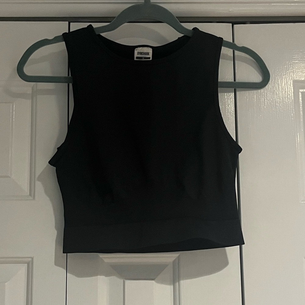 GYMSHARK tank top size medium in black